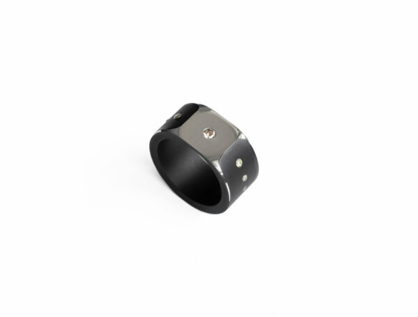 Studio C - Bague H noire 1 pan 7 diamants 4