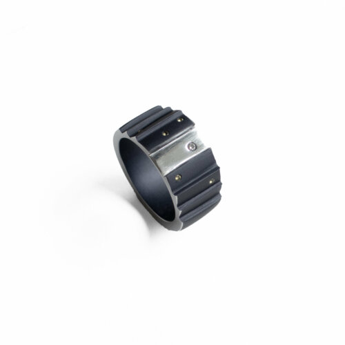 Studio C - Bague escalier noire 1
